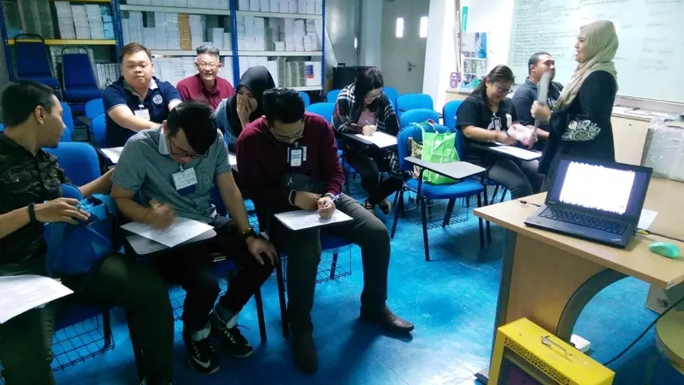 news_start_training_desunceil_01.jpg
