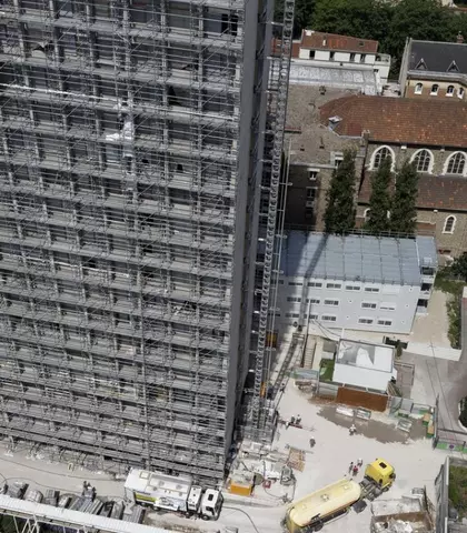 Image showcasing Renovation solution in high rise appartment building | Saint-Gobain ...